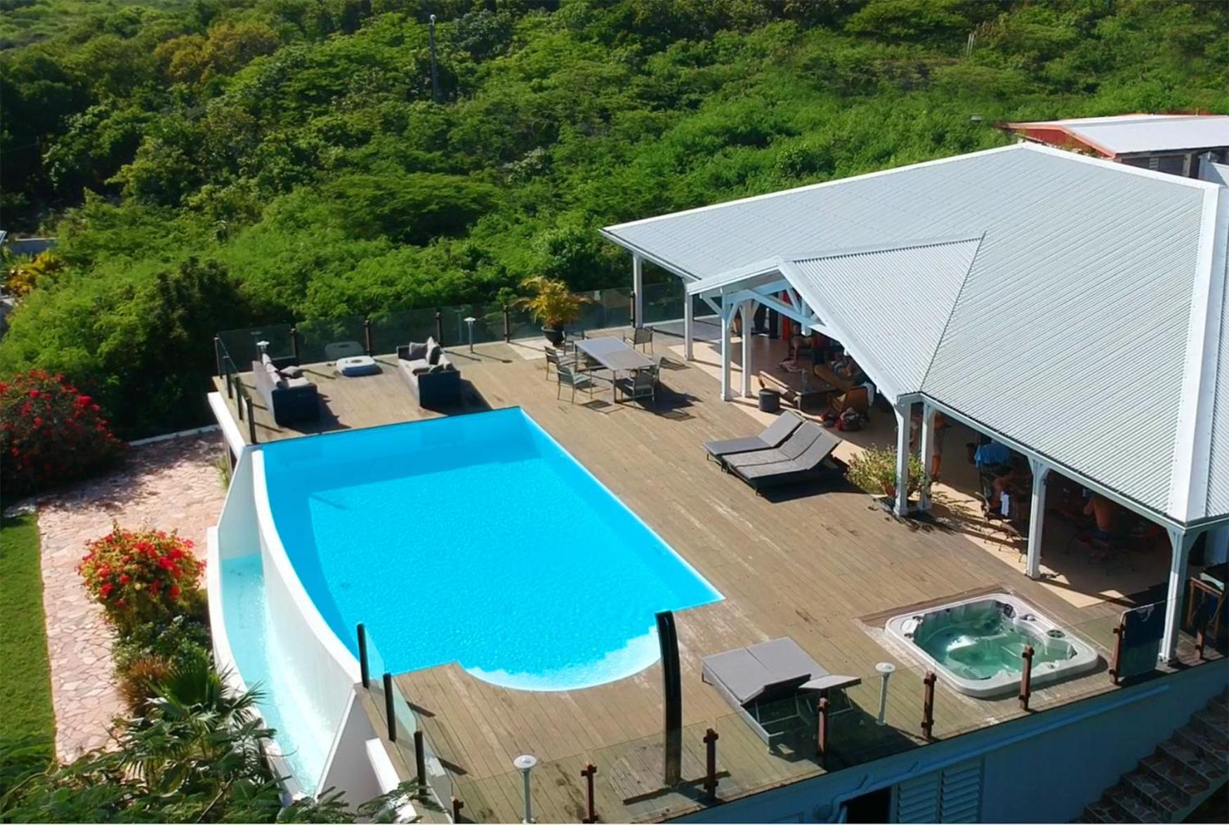 Villa Deluxe L'Hacienda Villa Vue Mer 180 Piscine Jacuzzi Proche Plage Marina Golf Pointe Des Chateaux Et Casino Jardin Clos Voyage Durable Saint-Francois  Rom bilde
